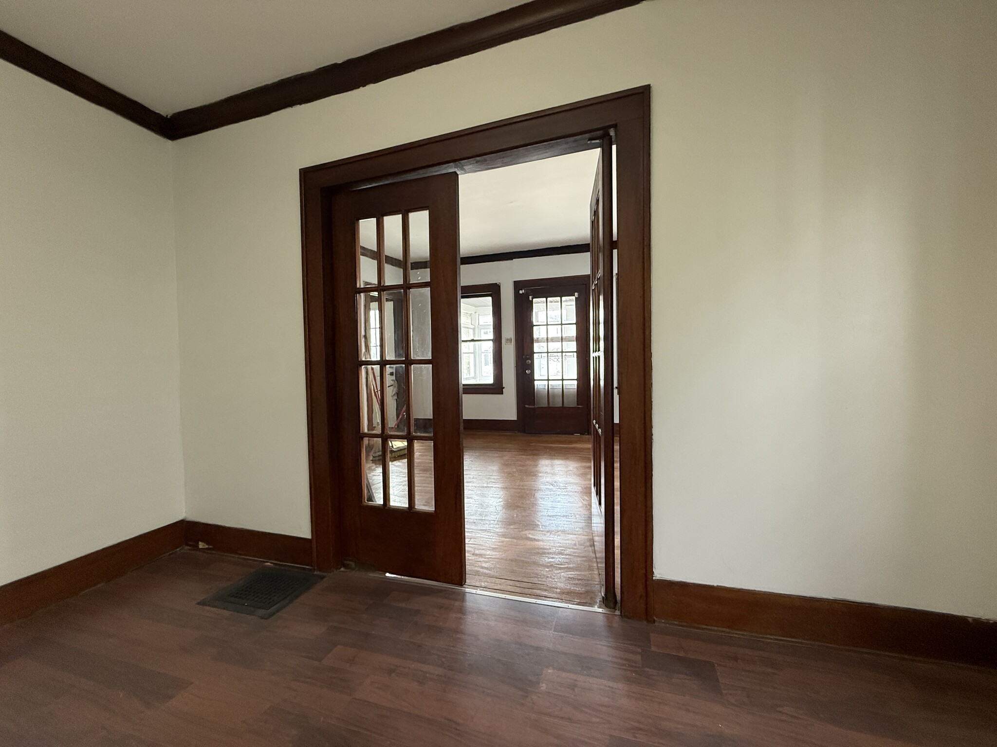 Building Photo - 318 Scio St