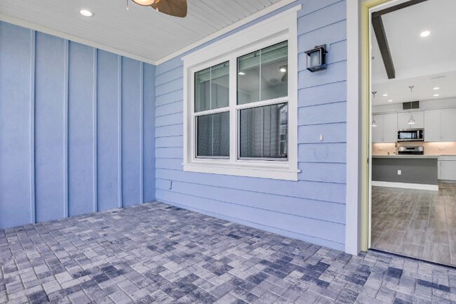 Building Photo - 243 Hang Loose Wy