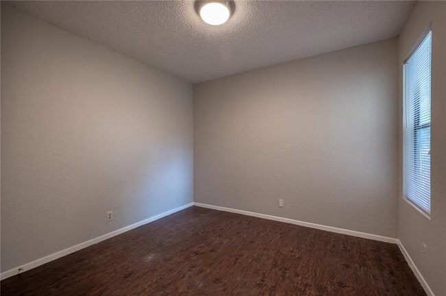 Building Photo - 12901 Chromite St