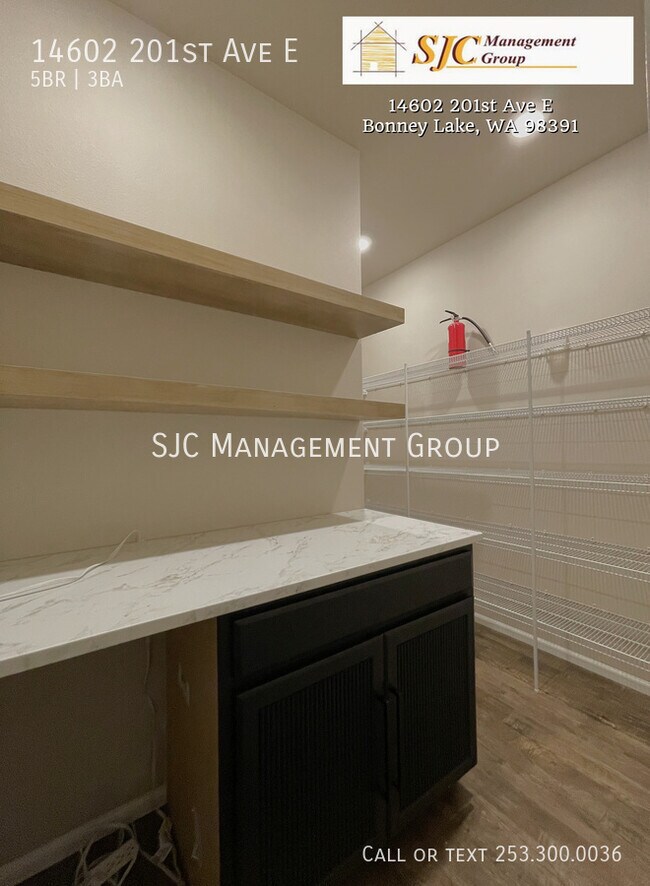 Building Photo - 14602 201st Ave E