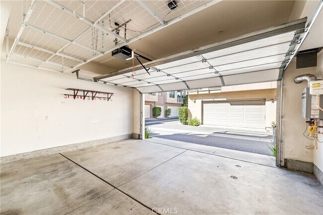 Building Photo - 630 Colorado Cir