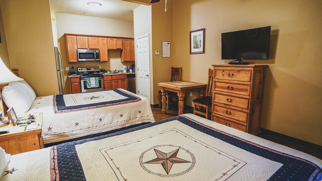 Primary Photo - Kenedy Suites