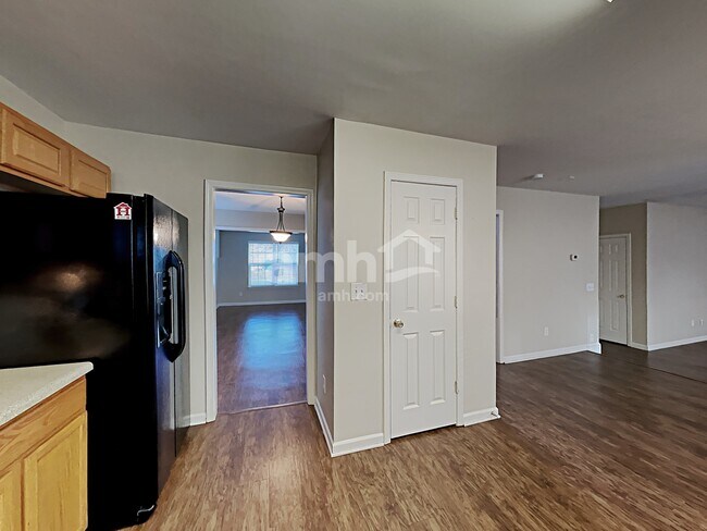 Building Photo - 4227 Springhaven Dr