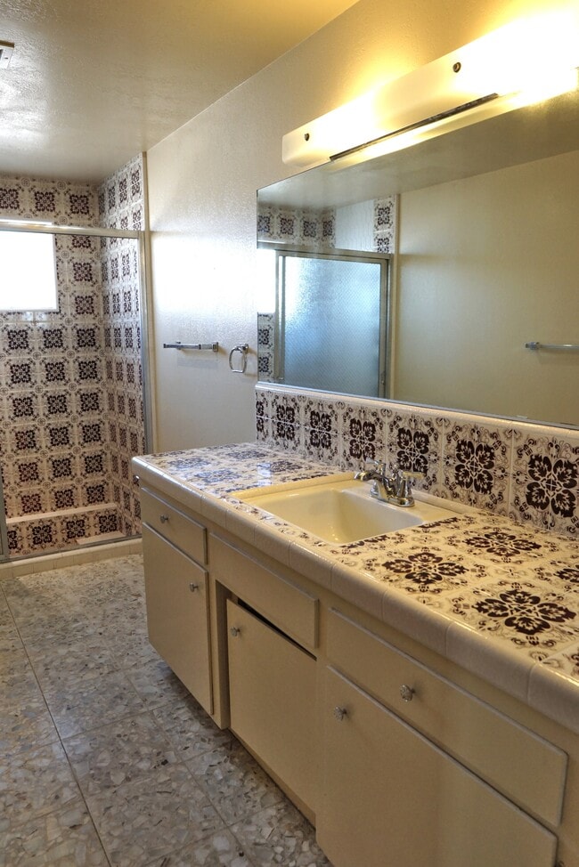 Building Photo - 53815 Avenida Carranza