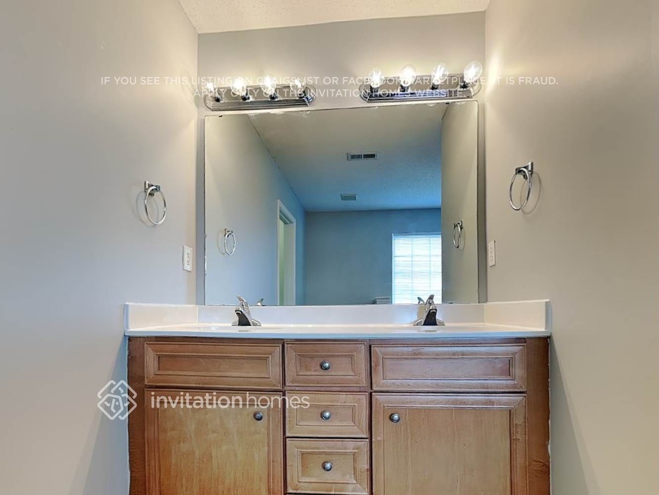 Building Photo - 5345 Kim St SW