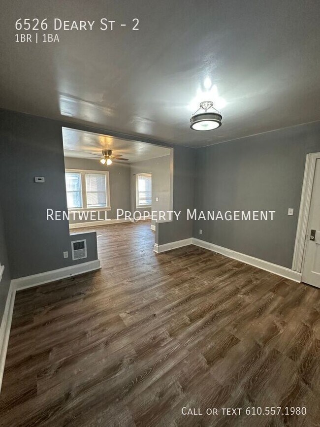 Building Photo - 6526 Deary St