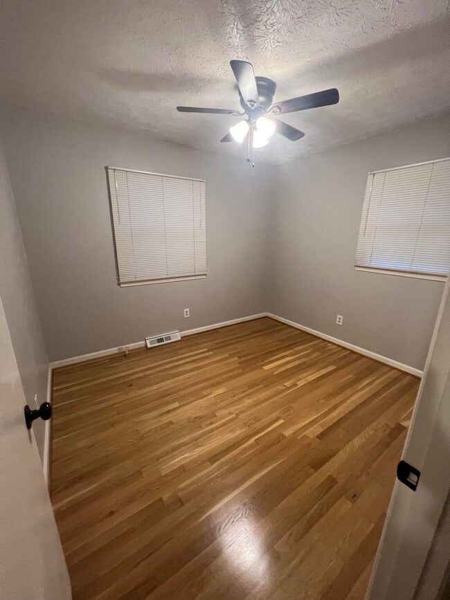 Building Photo - 4019 Winnepeg Way