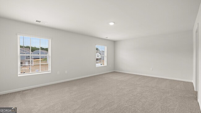 Building Photo - 5 Babcock Dr NE