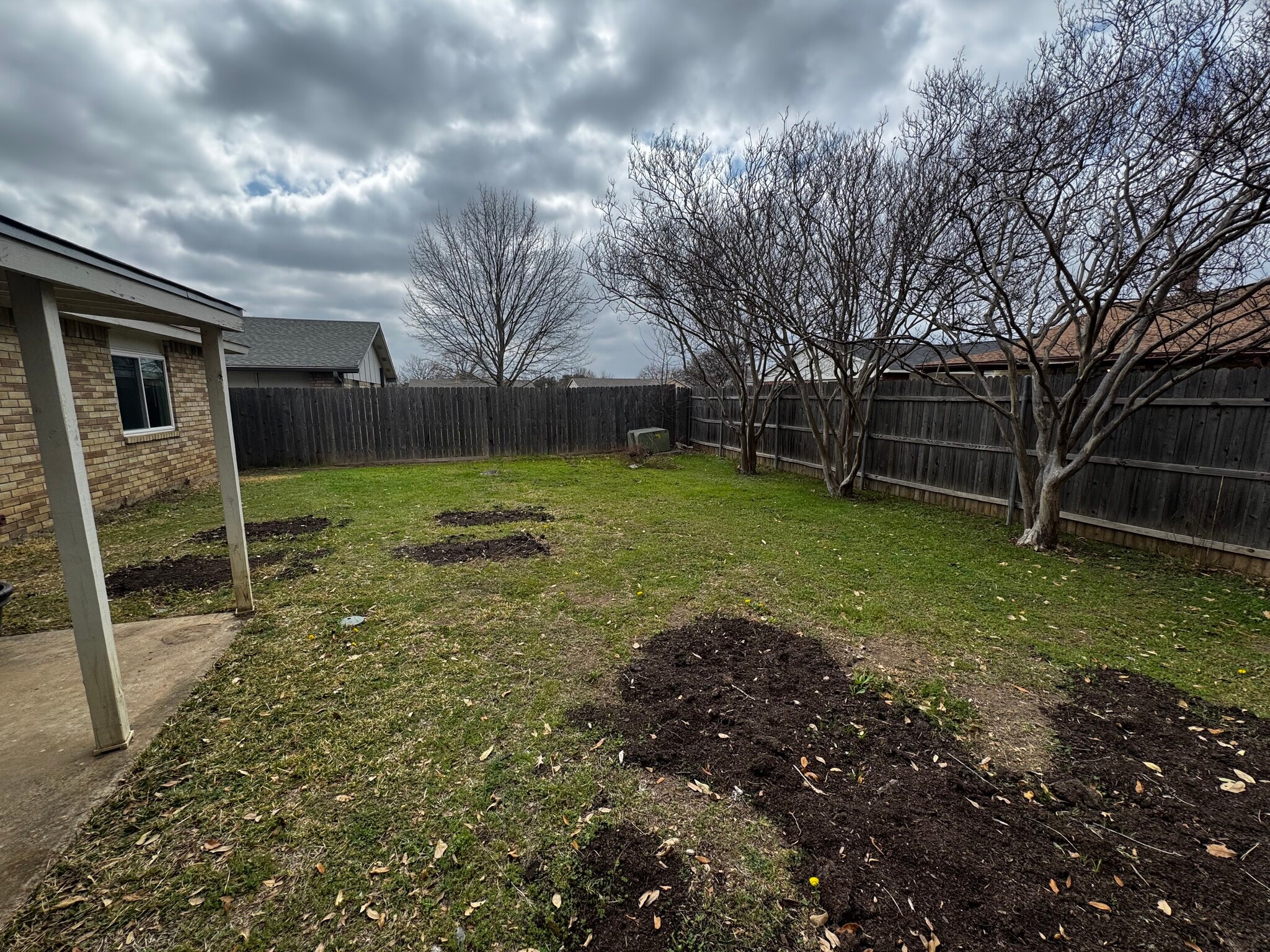 Building Photo - 7505 Whitewood Dr