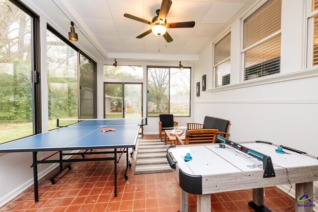 Building Photo - 1304 Georgia Ave