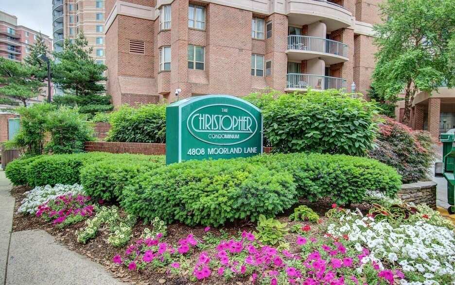 Building Photo - 4808 Moorland Ln