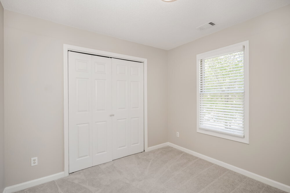 Building Photo - 254 Hillandale Dr