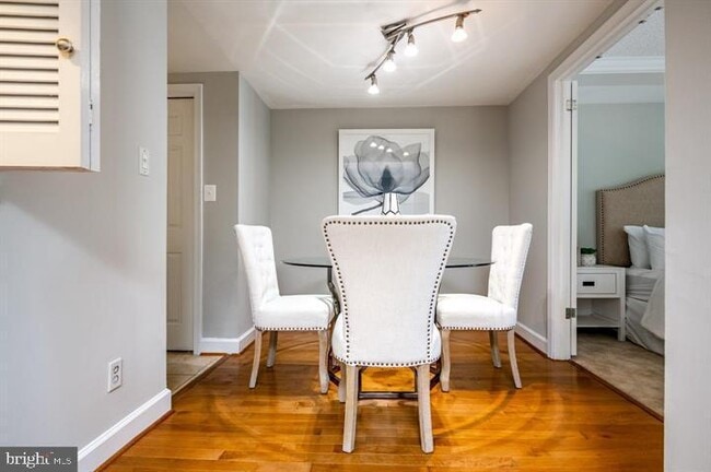 Building Photo - 1080 Wisconsin Ave NW