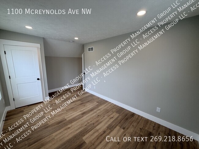 Building Photo - 1100 Mc Reynolds Ave NW