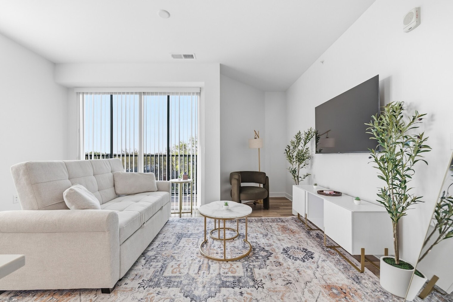 Building Photo - 1420 Prospect St