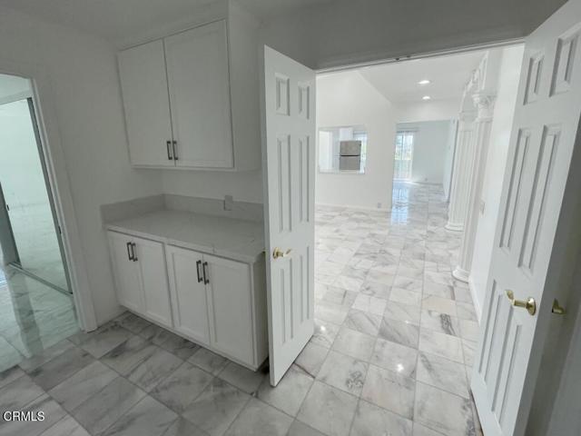 Building Photo - 642 Creekmont Ct