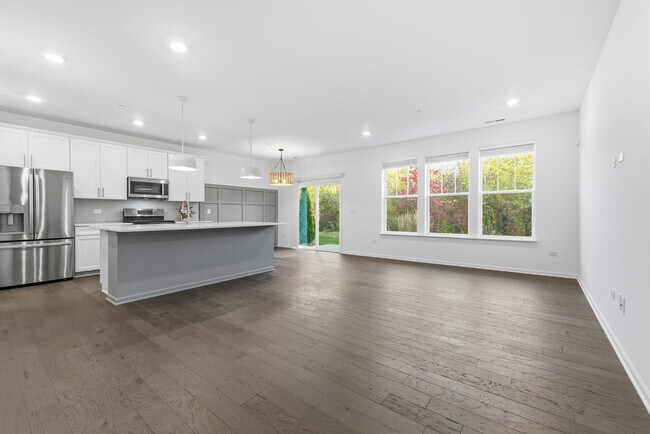 Building Photo - 2666 Martini St