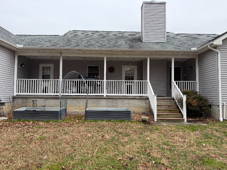 Building Photo - 9 Piper Court