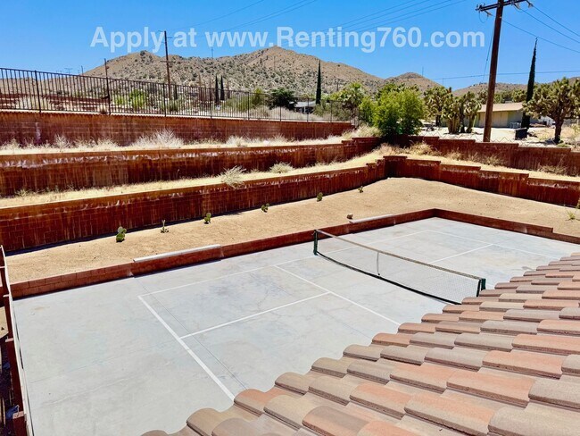 Building Photo - Incredible 4 Bed 3 Bath Home In Sage Estates!!!