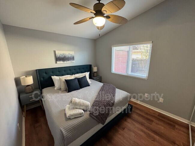 Building Photo - 44060 Dalea Ct