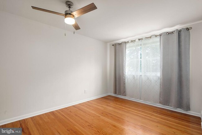 Building Photo - 5461 Quentin St
