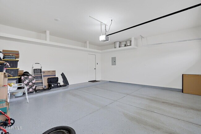 Building Photo - 309 Playa Vis St