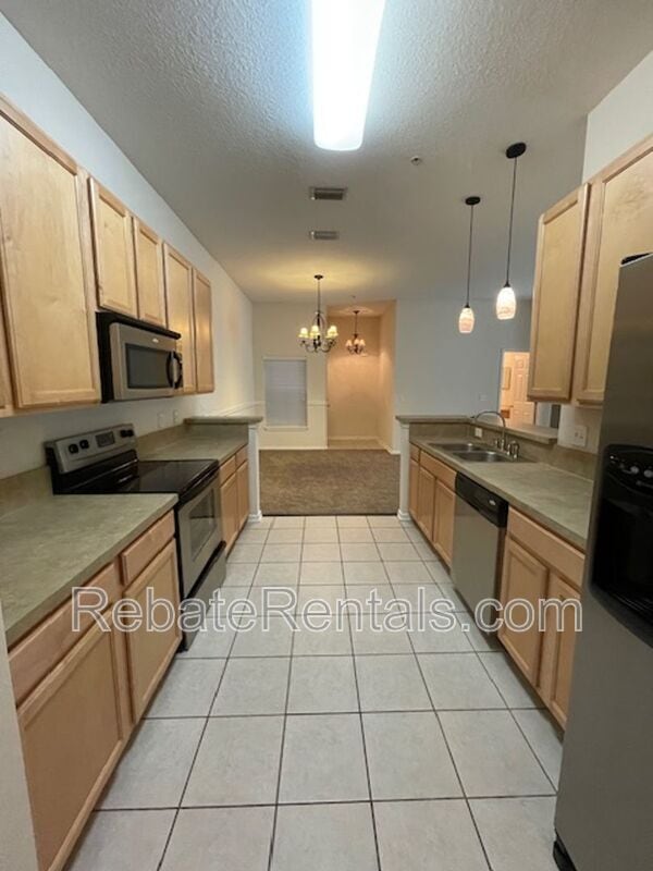 Building Photo - 7064 Deer Lodge Cir