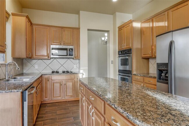 Building Photo - 9200 Hurley Cove