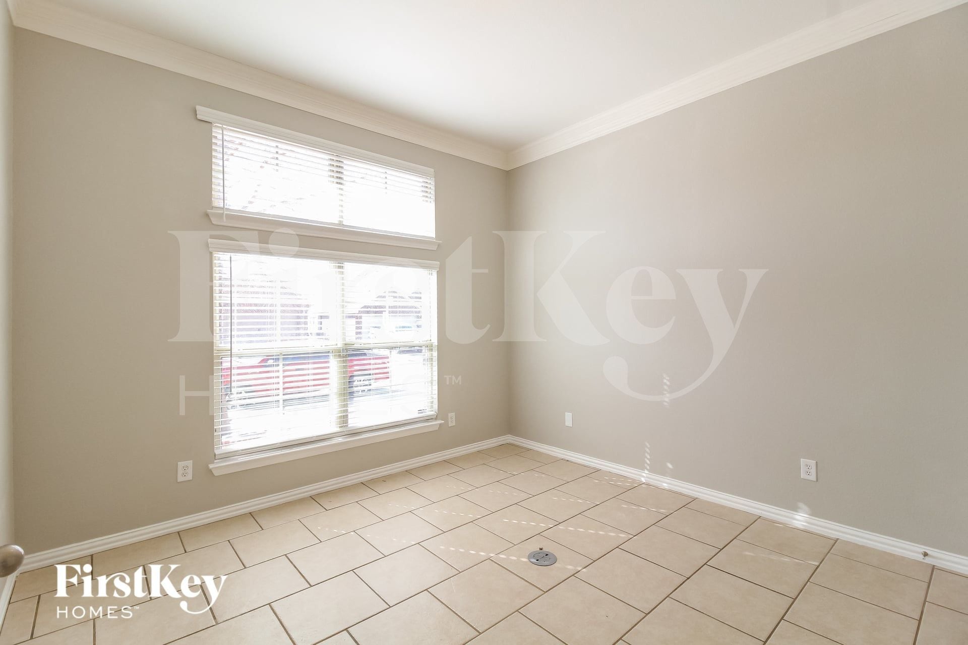 Building Photo - 15024 Spruce St