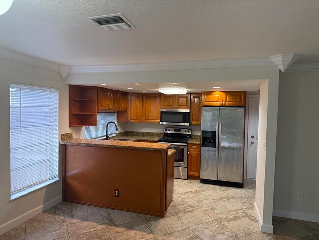 Building Photo - 11834 Greenbriar Cir