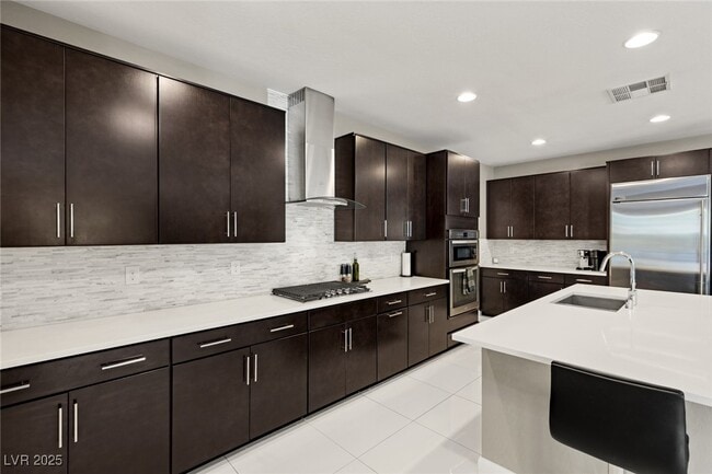 Building Photo - 338 Azar Swan Ave