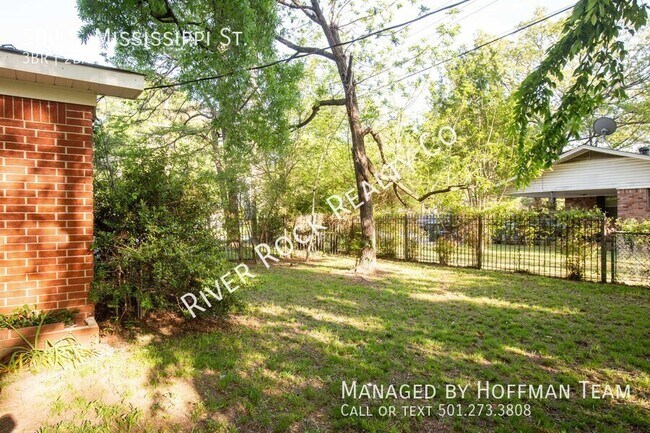 Building Photo - 500 S Mississippi St