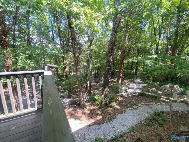 Building Photo - 10103 Shadow Wood Dr SE