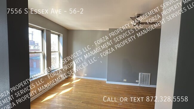 Building Photo - 7556 S Essex Ave