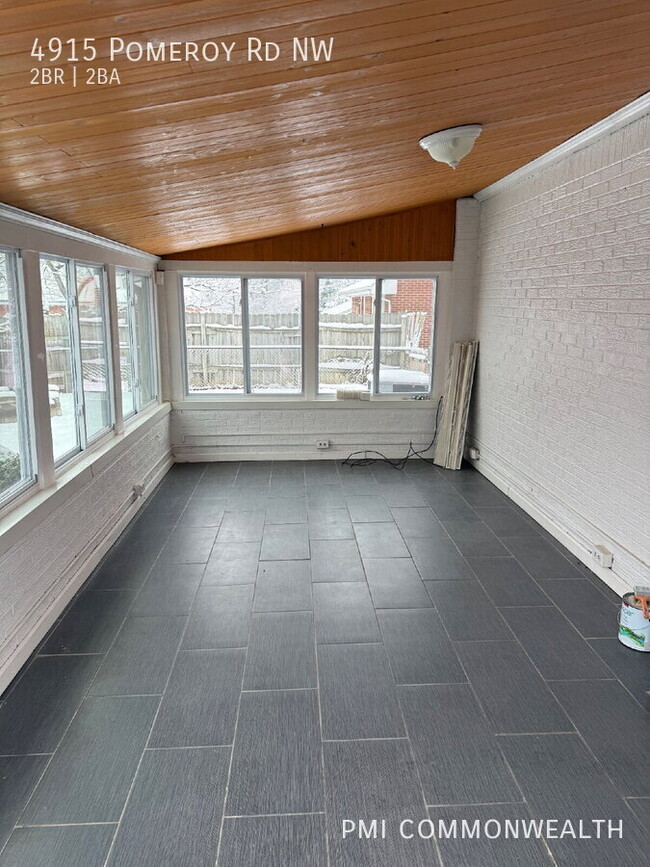 Building Photo - 4915 Pomeroy Rd NW