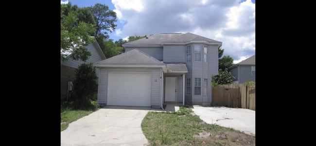 Building Photo - Great Single Family Home on Quiet Cul-de-sac