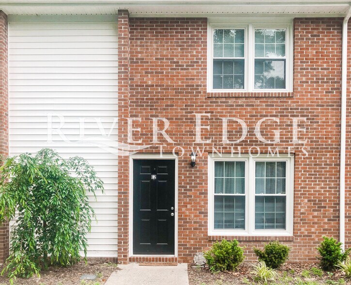 Building Photo - 508 Lusardi Dr
