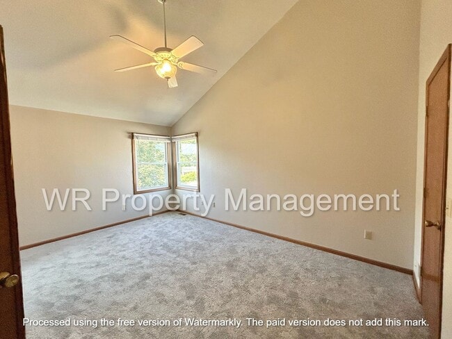 Building Photo - 4 Bed 2.5 Bathroom Home for Rent in Sylvania