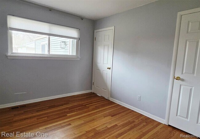 Building Photo - 4217 Crooks Rd