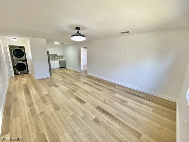 Building Photo - 11291 Linda Loma Dr