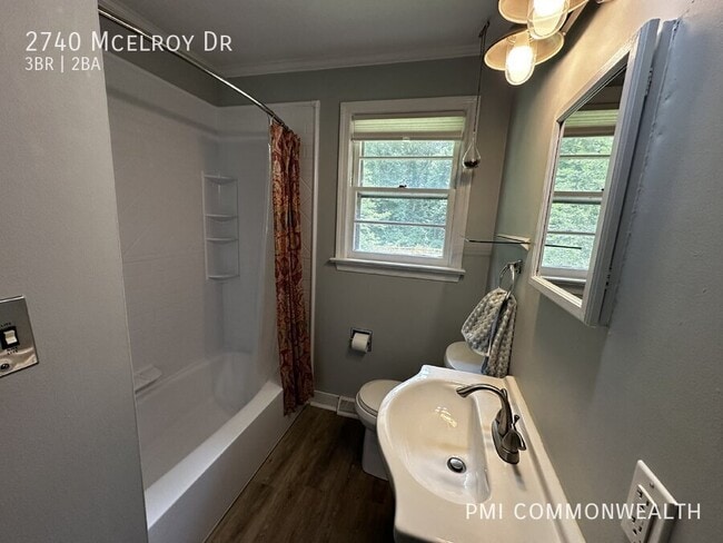 Building Photo - 2740 McElroy Dr