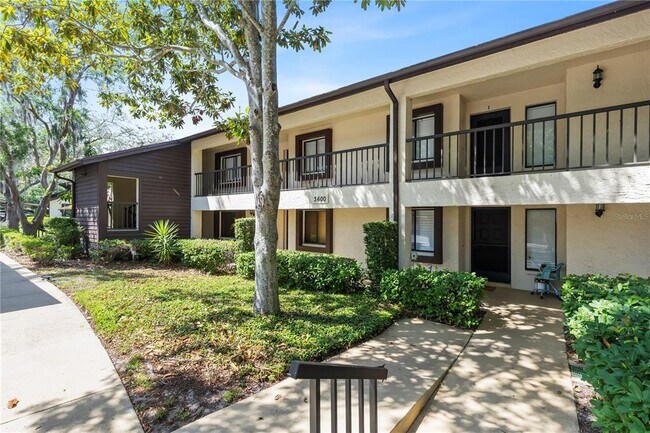 Building Photo - 3600 Magnolia Ridge Cir