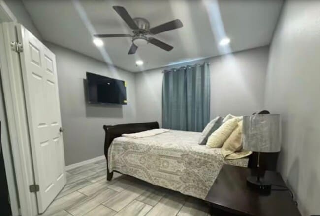 Building Photo - 100 Willow Ridge Dr