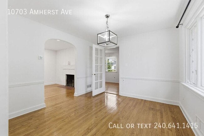Building Photo - 10703 Amherst Ave