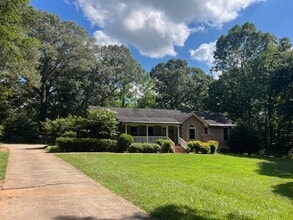 Building Photo - 75 Williamson Dr