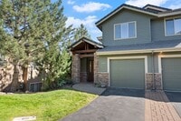 Building Photo - Gated Community in Broken Top