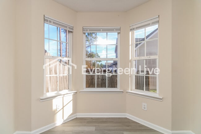 Building Photo - 236 Stagone Ln