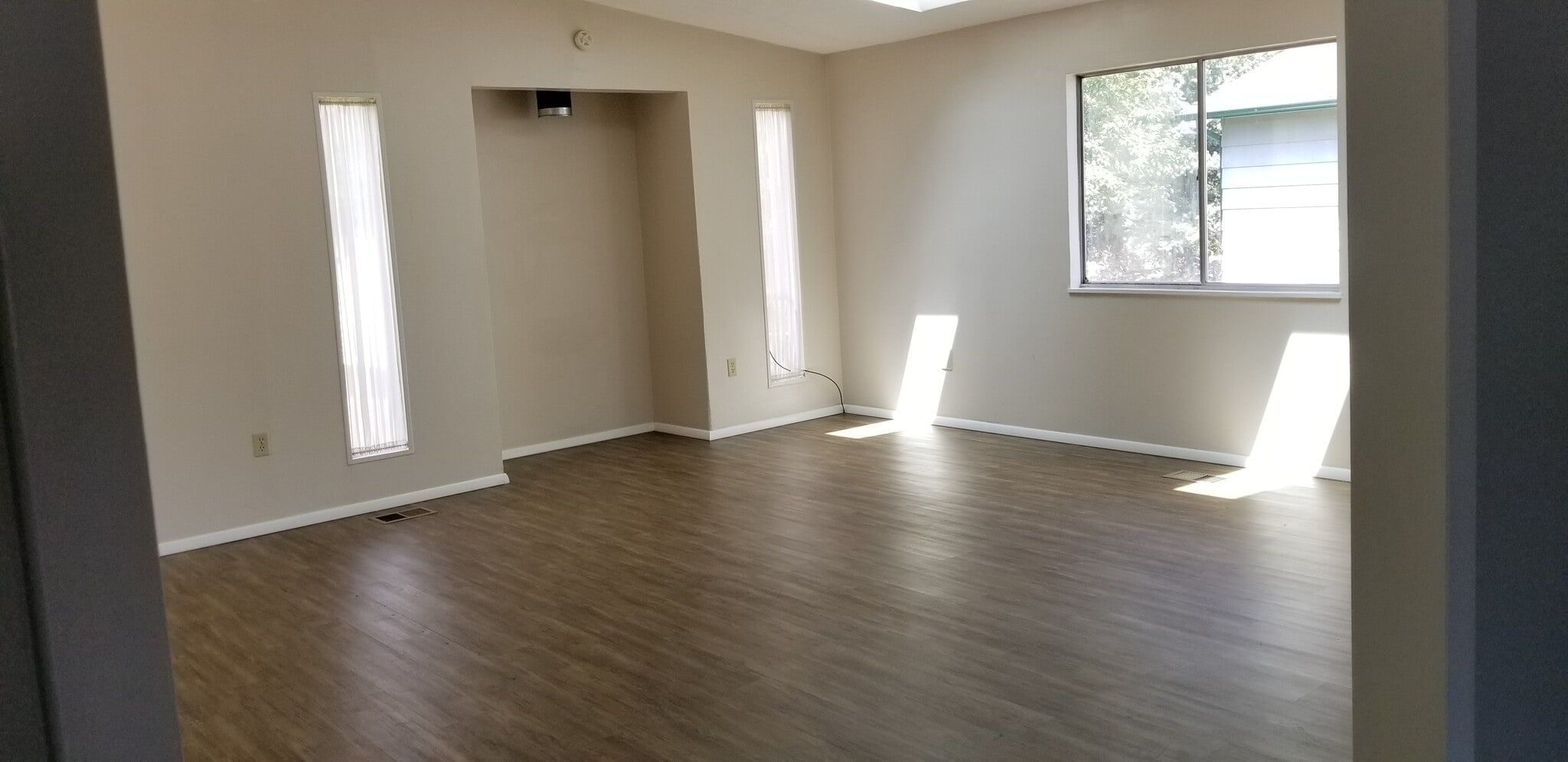 Building Photo - 1812 Corriedale Dr