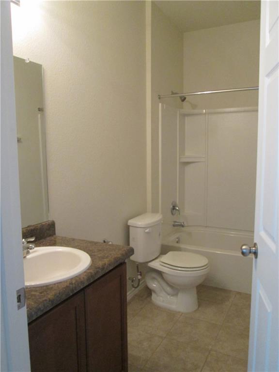 Building Photo - 5801 Knoll Pines Pass