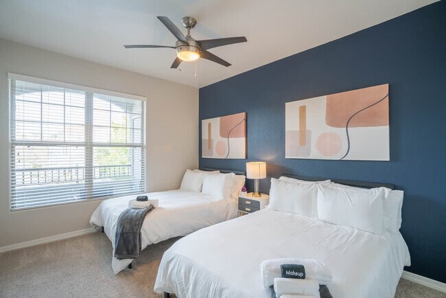 Building Photo - 10 W Minnezona Ave